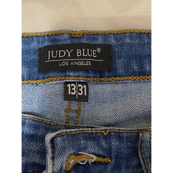 Judy Blue Skinny Fit Distressed Frayed Cuff Jeans JB82113DK Womens 13/3 - Picture 3 of 10